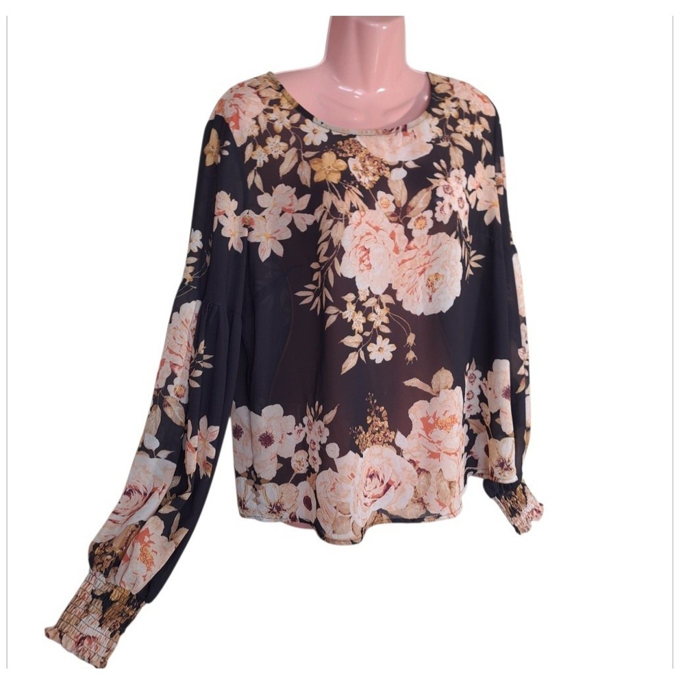 Vici Women's Blouse Black Size M Pullover Floral Printโ Balloon Sleeve